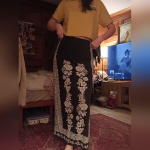 Max Edition Black Floral Maxi Skirt